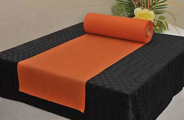mantel-camino-novotex-naranja-04x48m-50g-p12m-6-uds