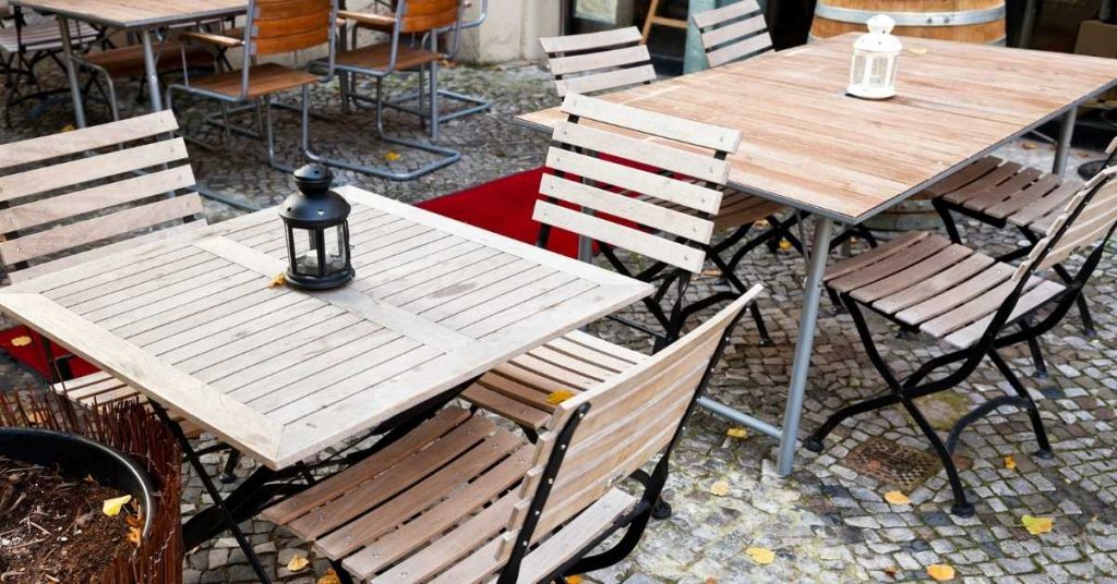 Separación recomendada entre cada mesa