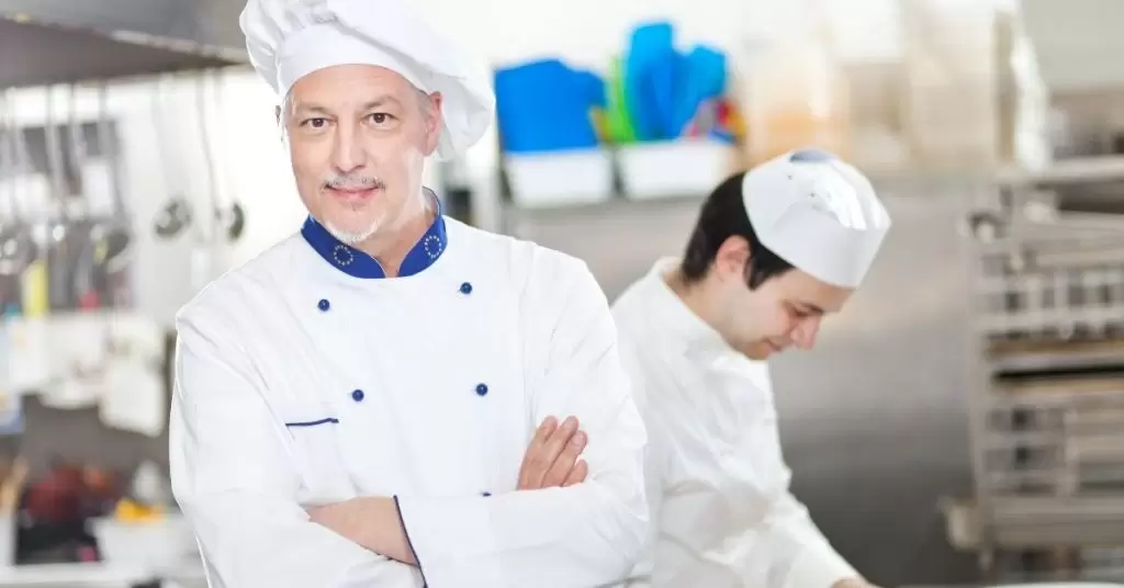 Claves para calcular sueldo de ayudante de cocina