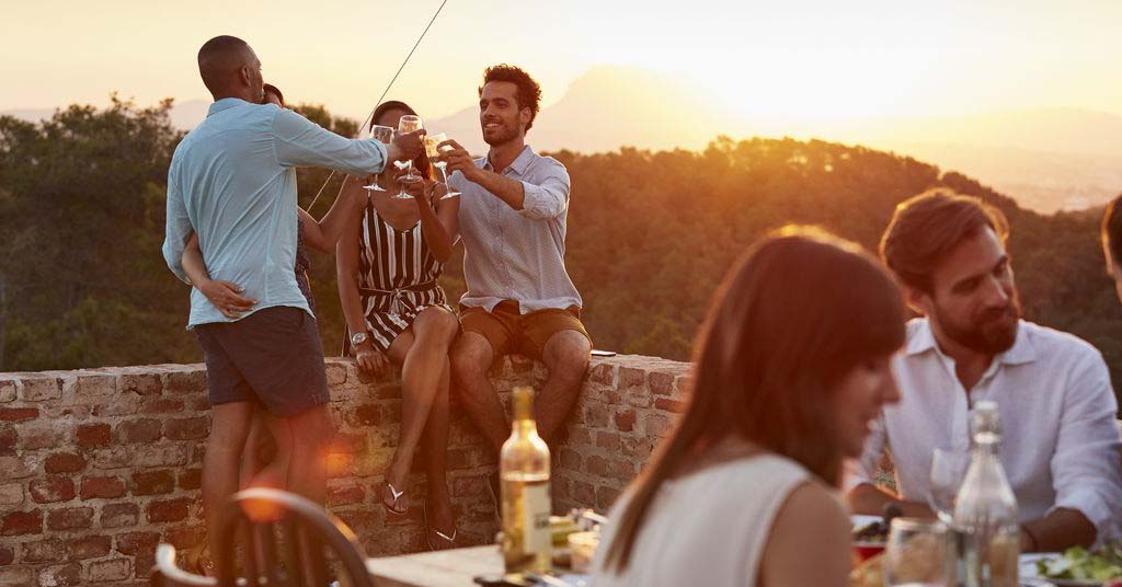 Fiestade-fin-de-verano-en-la-terraza-eventos-restaurante
