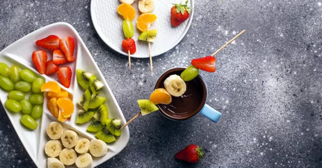 Fondue con brochetas de chuches