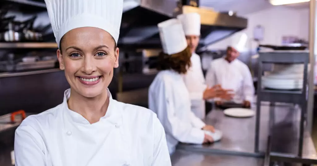 Importancia de evaluar y prevenir riesgos laborales en restaurantes
