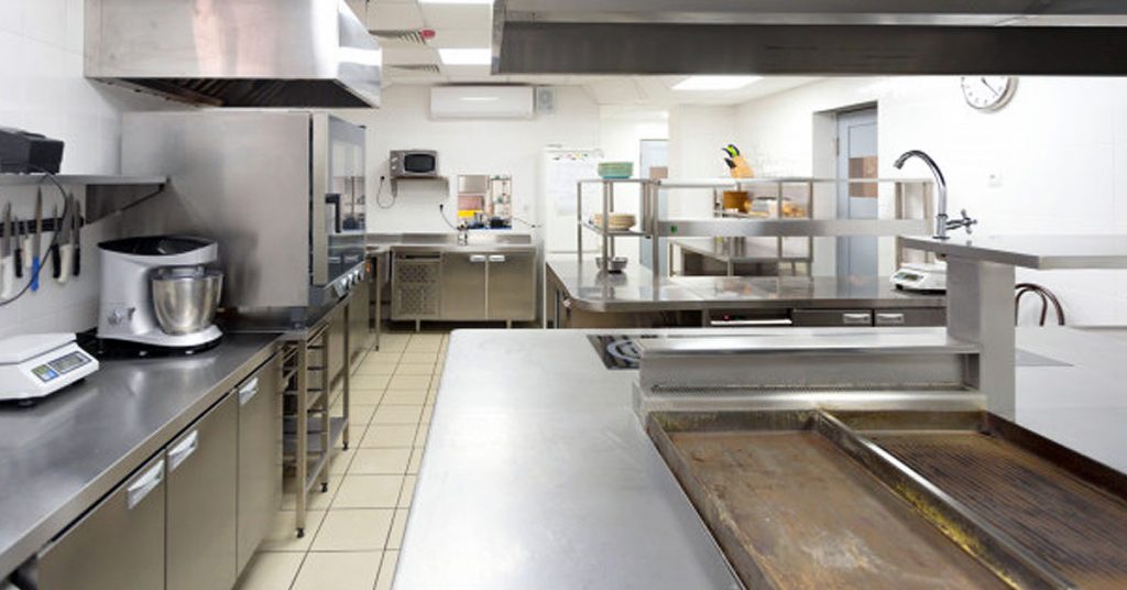 Precio de una cocina industrial de nivel medio