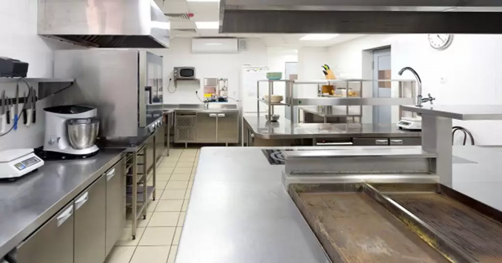 Precio de una cocina industrial de nivel medio
