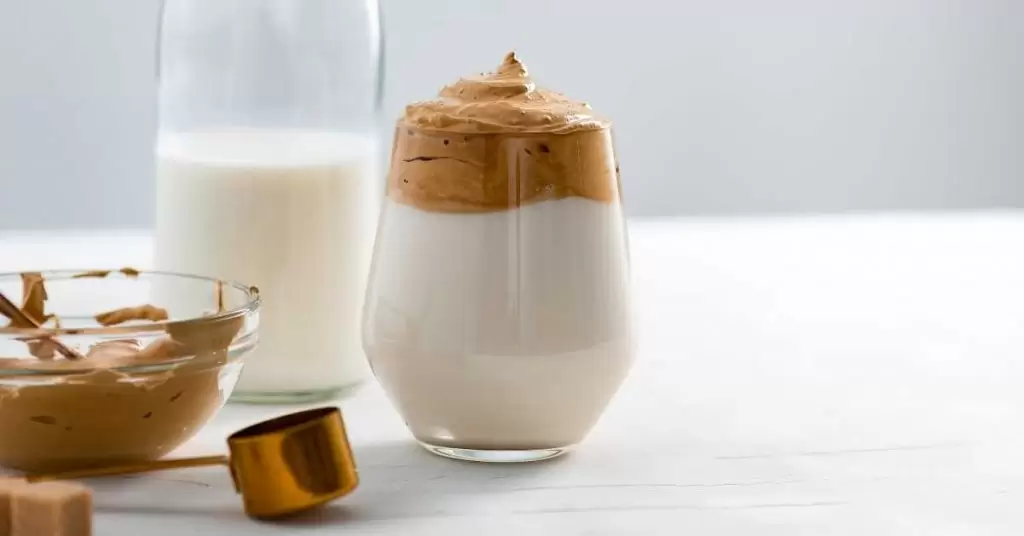 ¿Qué es Dalgona Coffee?