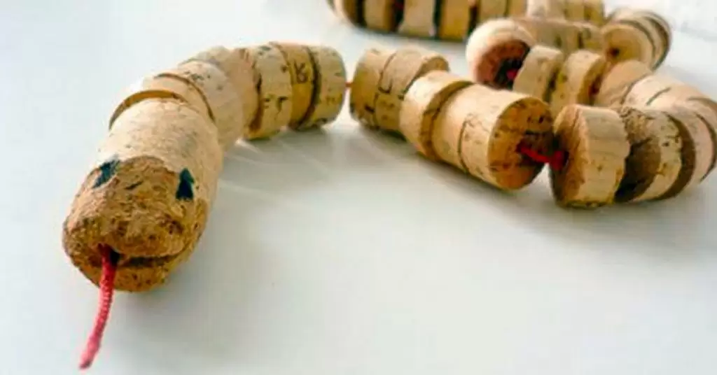 Serpiente de corcho