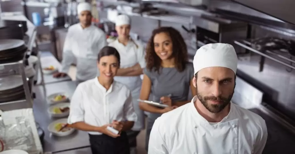 Uniformes para todo tu organigrama de cocina