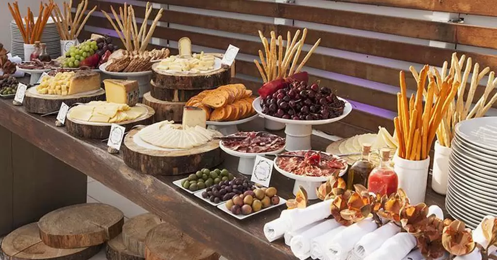 montar mesa buffet