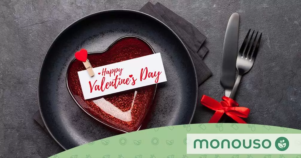 Vajilla desechable especial San Valentín