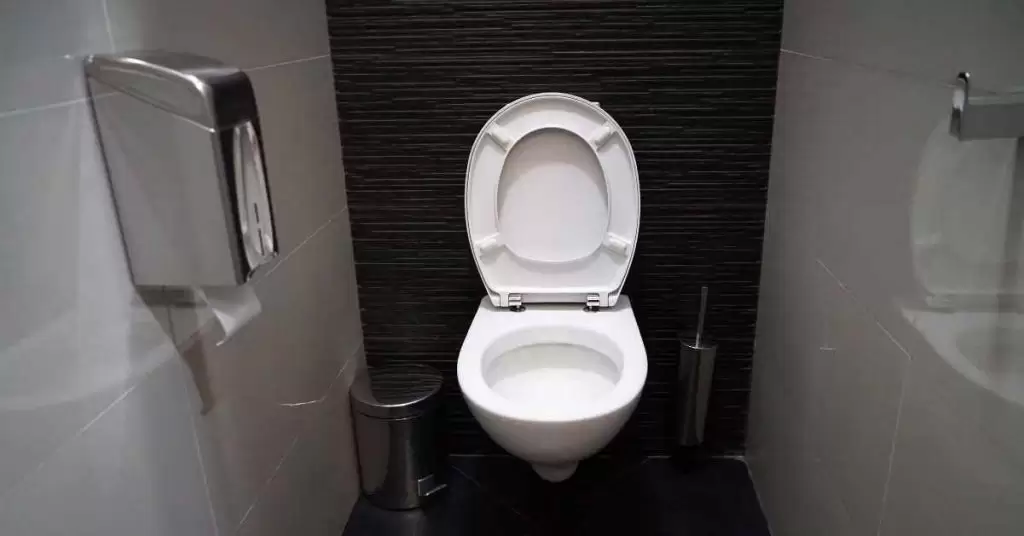 ¿En el trabajo están permitidos los baños unisex?